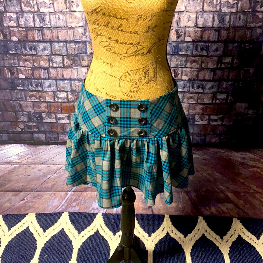 Super cute goth/metal/alternative SKATER SKIRT😉